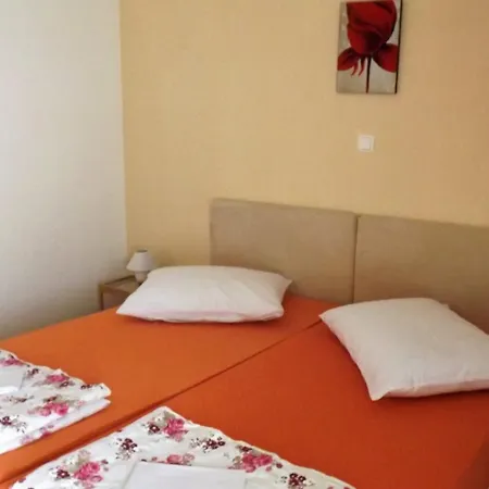 5 Apartment